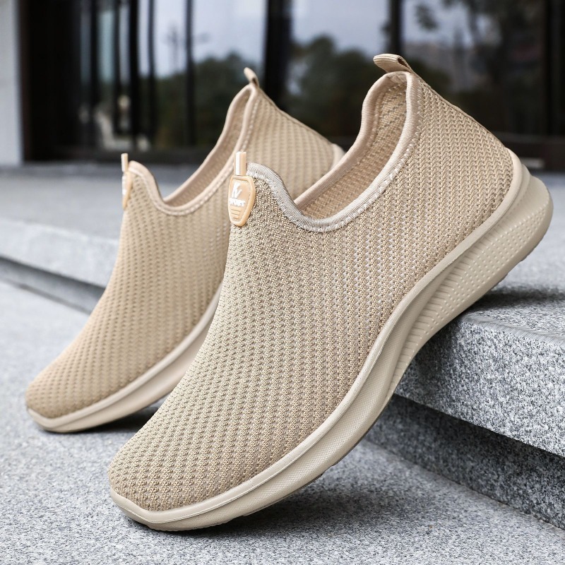 Men Shoes On Cloud - รองเท้าผู้ชายแบบสวม น้ำหนักเบา ระบายอากาศได้ดี พื้นนุ่มคล้ายเมฆ ป้องกันกลิ่น แห้งเร็ว