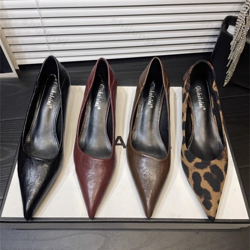 Dress Shoe Pointed - รองเท้าส้นสูงสตรีสิทธิบัตรหนังชี้ Elegant ภาษาฝรั่งเศสคําเซ็กซี่รองเท้าส้นสูง Burgundy Nude ปั๊มแต่งงานเจ้าสาวคุณภาพรองเท้าสีแดง