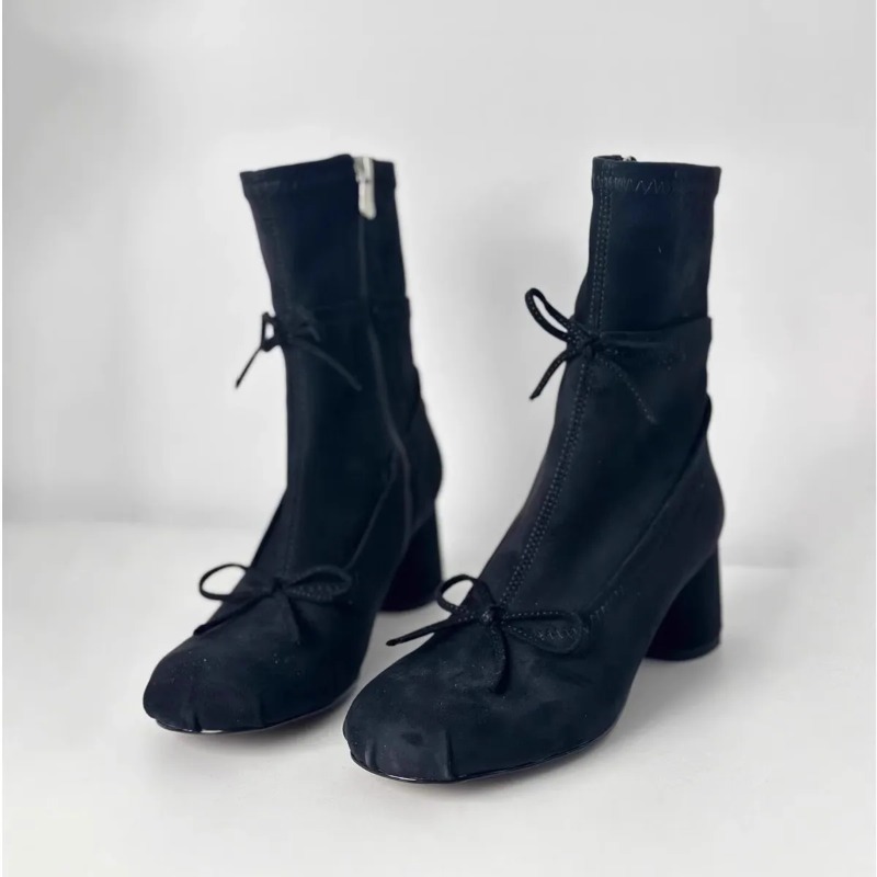 แฟชั่นฤดูหนาว 2026 รองเท้าส้นส - Chelsea Boots Suede บทวิจารณ์และราคา