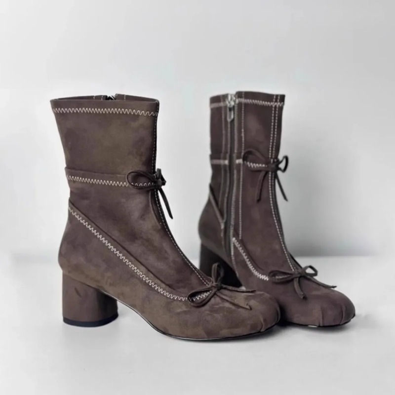 แฟชั่นฤดูหนาว 2026 รองเท้าส้นส - Chelsea Boots Suede บทวิจารณ์และราคา